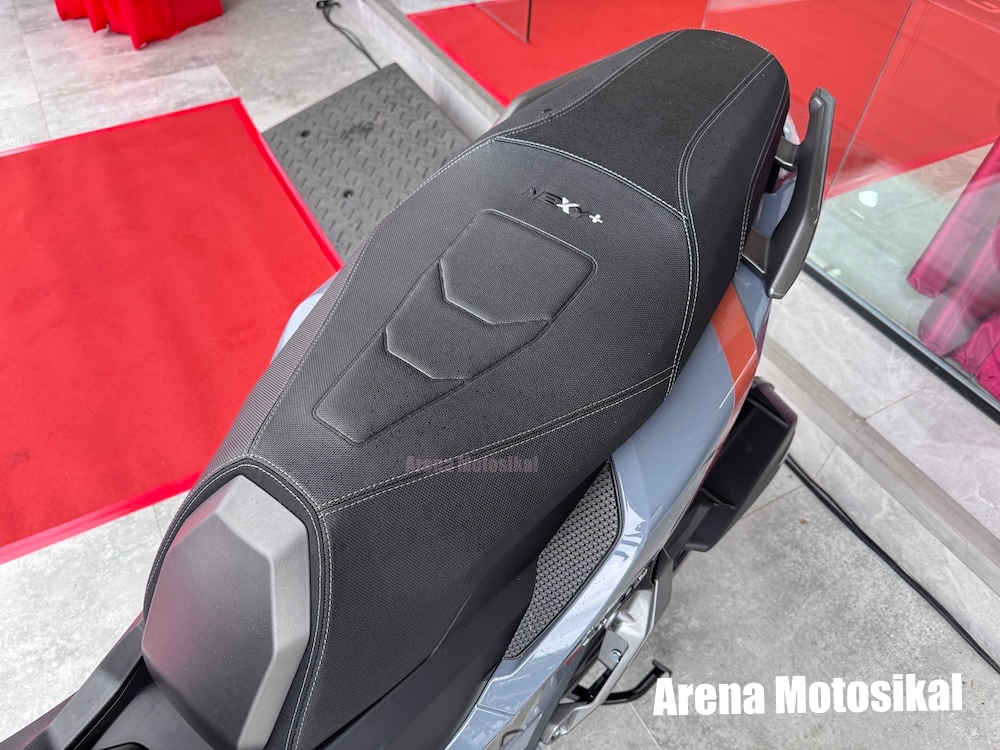 wmoto nexy+ 180