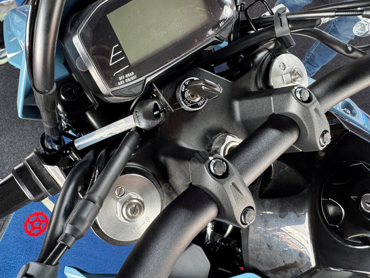 Suzuki DR-Z 4SM